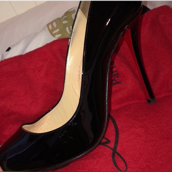 Christian Louboutin Heel - Picture 3 of 7